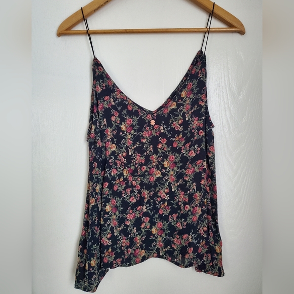 Volcom Top - Picture 4 of 4